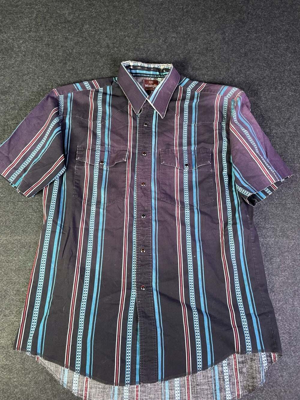 Wrangler Western Shirt Size 16-16.5 L Black Striped Short Sleeve